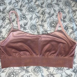 VS PINK Bralette in Pink